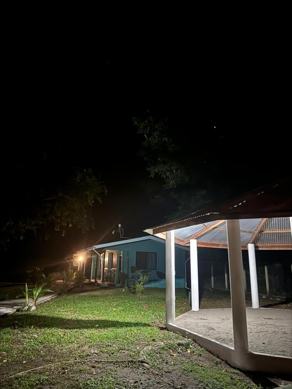 The Secret Eco Lodge Tortuguero Zewnętrze zdjęcie
